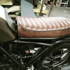 Restauration selle de moto Narbonne